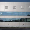 Tesla-Fabrik bei Berlin huet missen evakuéiert ginn | © picture alliance/dpa | Sebastian Gollnow