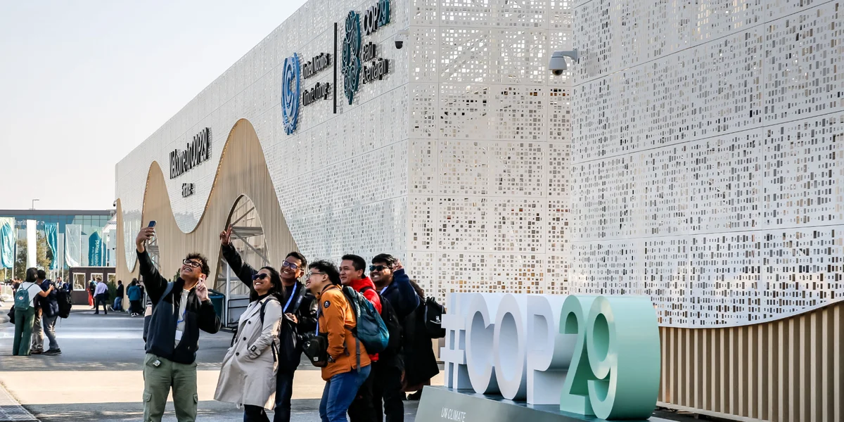 Jugend als Stëmm vum Klima: Lëtzebuergesch Delegéiert op der Klimakonferenz zu Baku | © picture alliance / NurPhoto | Dominika Zarzycka