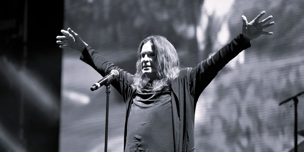 De Sänger Ozzy Osbourne mat der Band Black Sabbath op der Bün  | © picture alliance / Jens Niering | Jens Niering