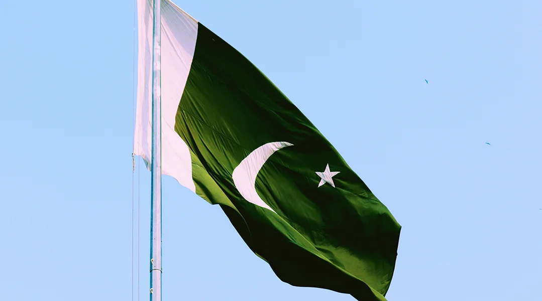 Pakistan Fändel | © Abuzar Xheikh / Unsplash