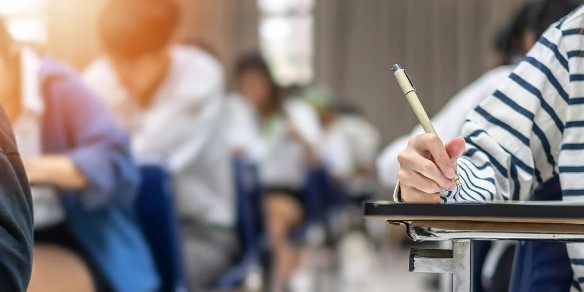 SEW kritiséiert Reformen an der Schoul | © Bigstock / Chinnapong