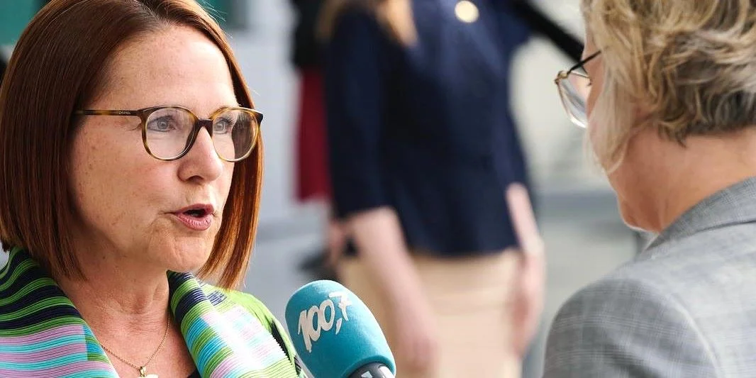 Yuriko Backes: Lëtzebuerg soll zwee Loftofwier-Systemer kréien | © NATO