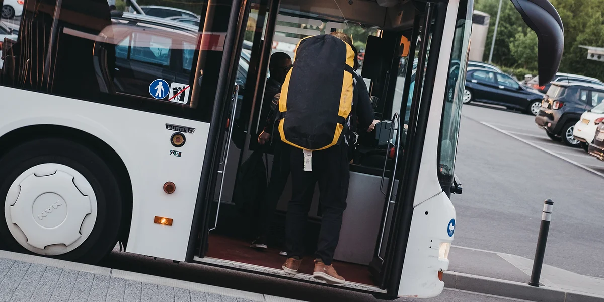 Perquisitiounen ënner anerem bei der Administration des transports publics 