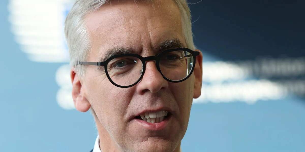 Flüchtlingszentere baussent der EU: Dem Léon Gloden seng Positioun iwwerrascht