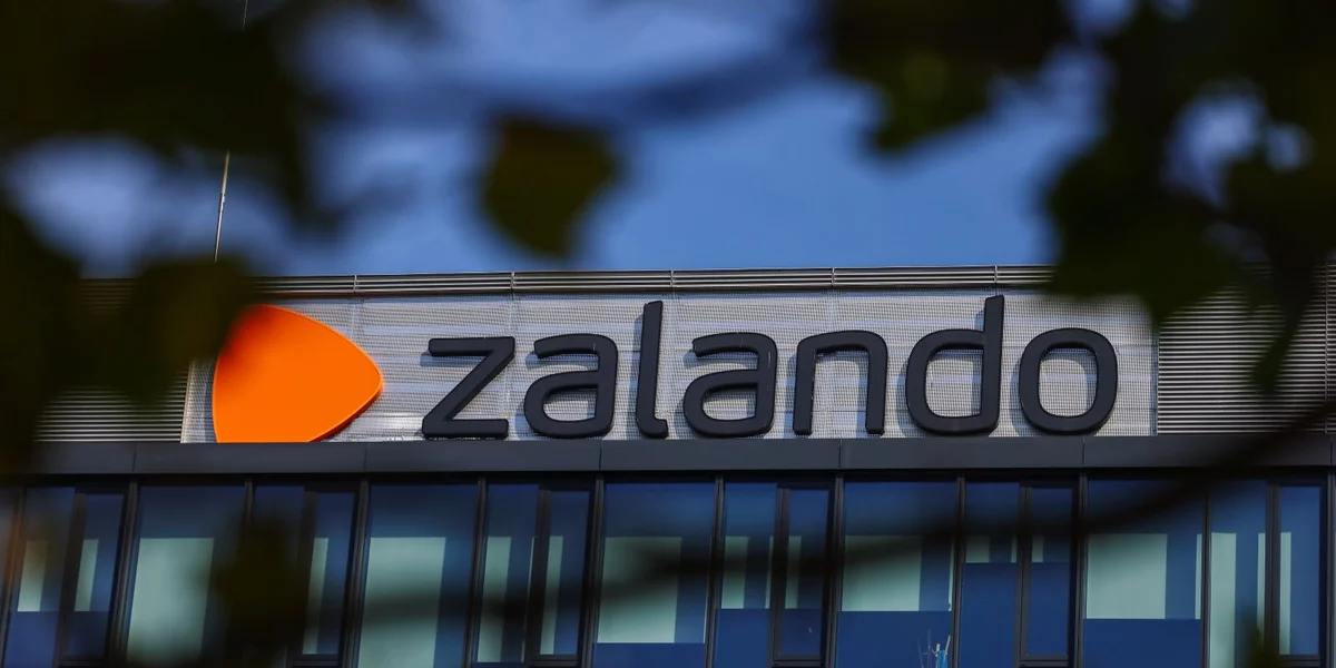 EuGH entscheet méi Streng Reegele fir Zalando | © EPA/HANNIBAL HANSCHKE