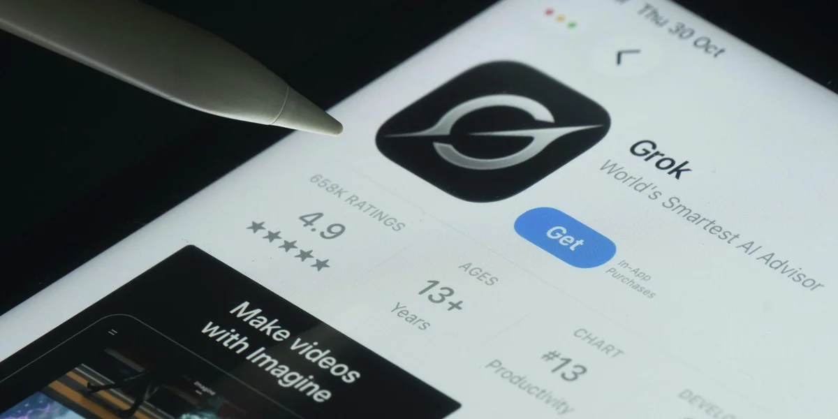 KI-Assistent vun X geréit a Kritik - Elon Musk schwätzt vun Zensur | © picture alliance / imageBROKER | Mojahid Mottakin