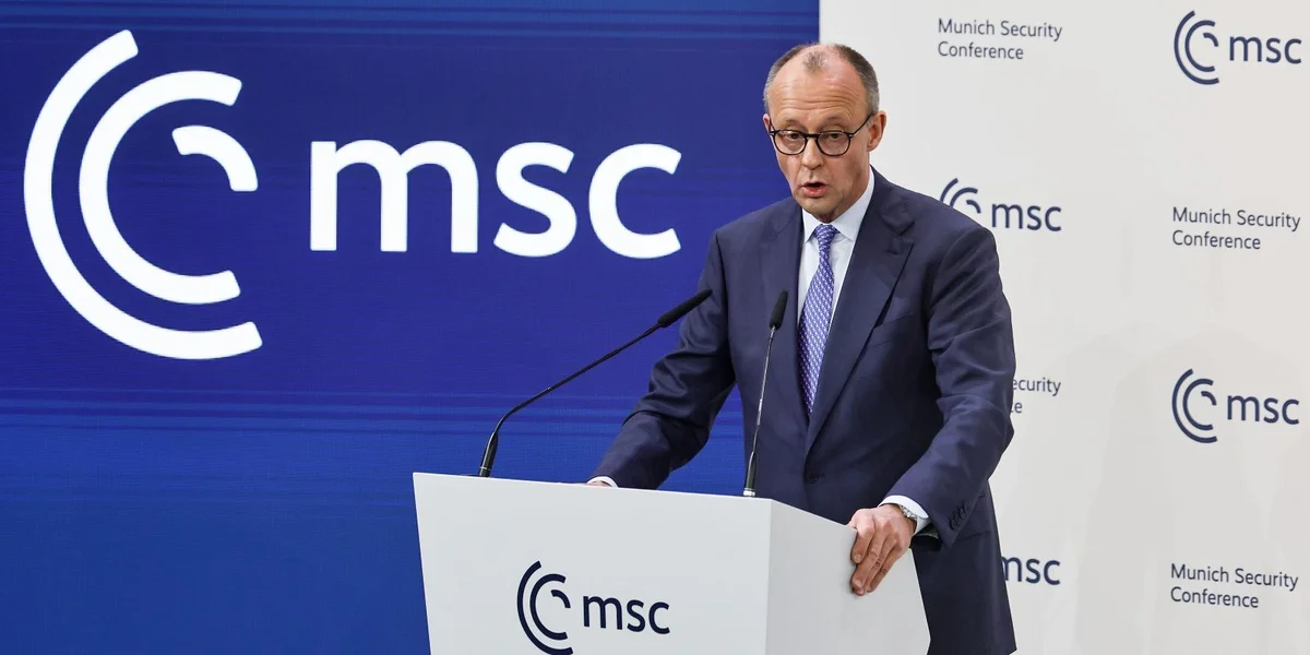 Friedrich Merz op der 62er Münchener Sécherheetskonferenz  | © EPA/RONALD WITTEK