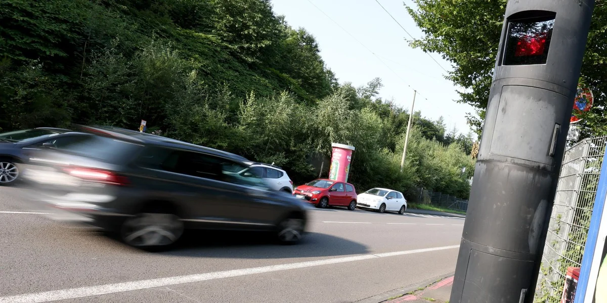 10 Joer fix Radaren: Manner schwéier Accidenter mee kee wierkleche Lerneffekt  | © picture alliance / Rene Traut Fotografie | Rene Traut