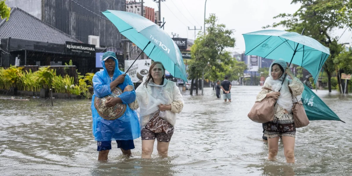 Iwwerschwemmung am Februar 2026 op Bali | © EPA/MADE NAGI