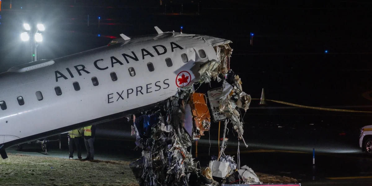 Fliger mat Gefier kollidéiert: Pilot a Co-Pilot sinn ëm d'Liewe komm | © EPA/OLGA FEDOROVA