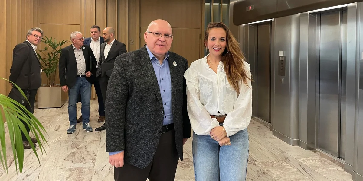 Nora Back: "Leit fir domm verkaaft" automatesch Upassung als Erhéijung unzeginn  | © 100,7