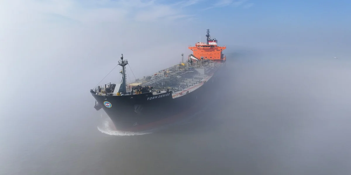 Schweedesch Küstegard huet Pëtrolstanker vun der russescher Schattenflotte gestoppt | © EPA/OLIVIER HOSLET