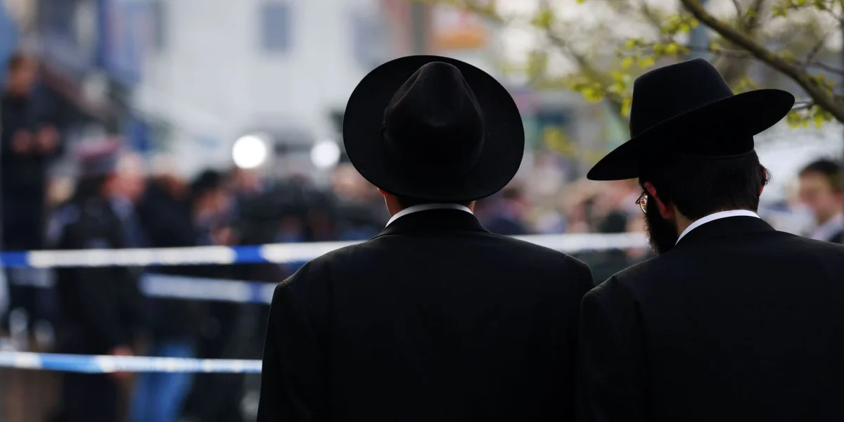 Antisemittesche Branduschlag op e jüddesche Rettungsdéngscht zu London | © EPA/ANDY RAIN