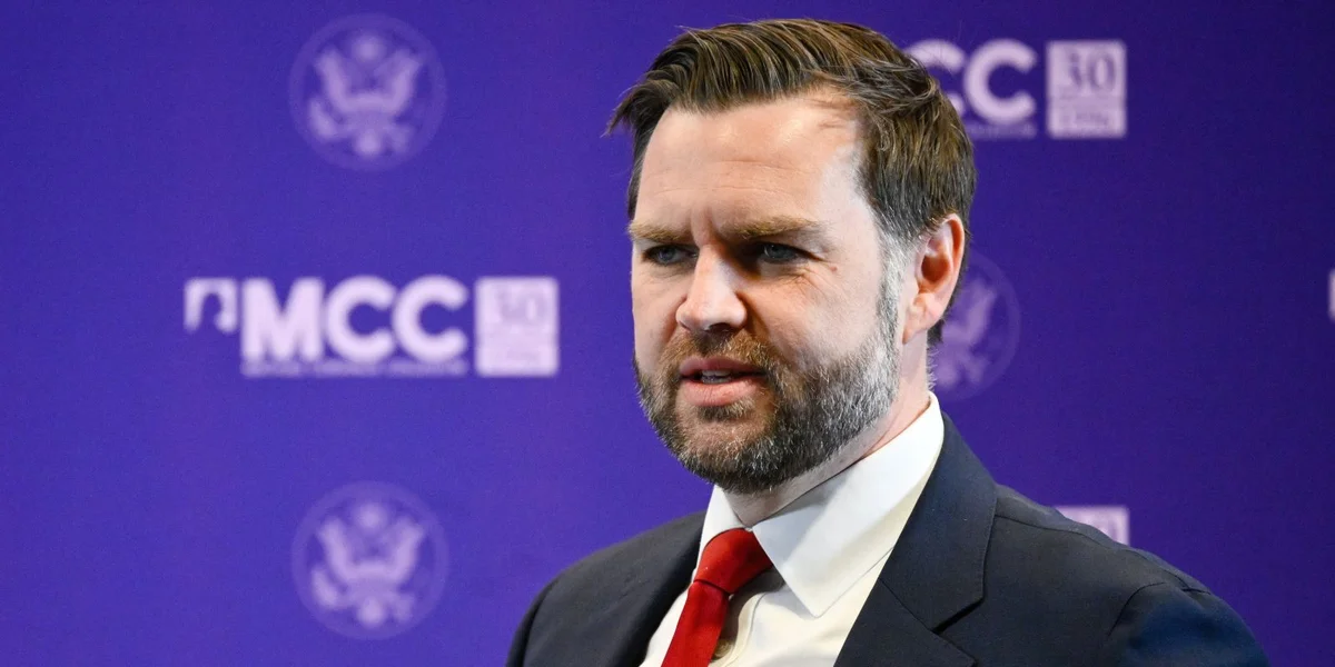 Liveticker: US-Vizepresident JD Vance fir Verhandlungen ënnerwee a Pakistan | © EPA/Robert Hegedus HUNGARY OUT