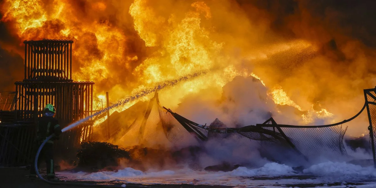 E Lager fir zivil Gidder, nom russeschen Ugrëff op Kiew | © EPA/SERGEY DOLZHENKO