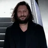 Ian De Toffoli am Gespréich | © Radio 100,7