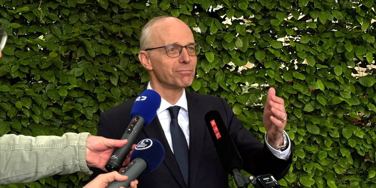 De Premier Luc Frieden weist sech zefridden no den éischte bilaterale Verhandlungen  | © Moris Garzaro