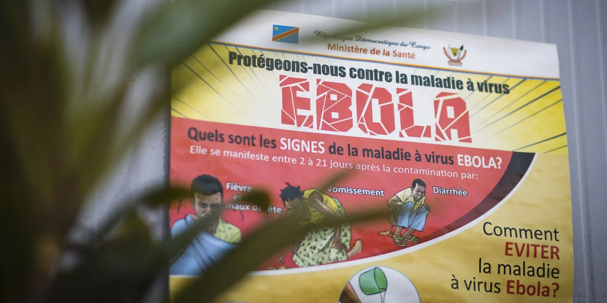 D'WHO préift, wéi eng Impfungen an Traitementer ee géint Ebola kéint asetzen   | © picture alliance / photothek | Xander Heinl