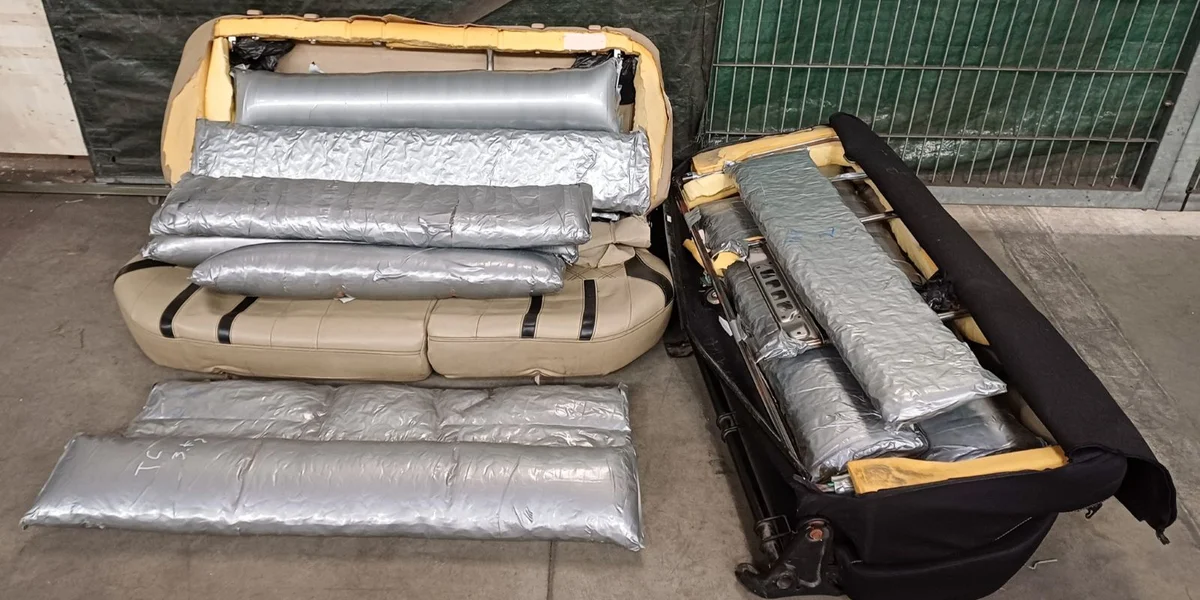 Bei enger Kontroll um Fluchhafe Findel goufen 58 Kilo Marihuana entdeckt | © Administration des douanes et accises 
