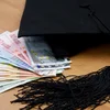 Reform vun de Studiebäihëllefe gouf an der Chamber trotz Kritik bal unanime ugeholl | © picture alliance / dpa Themendienst | Kai Remmers
