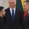 De Wolodymyr Selenskyj an de Karol Nawrocki  | © EPA/MARCIN OBARA POLAND OUT