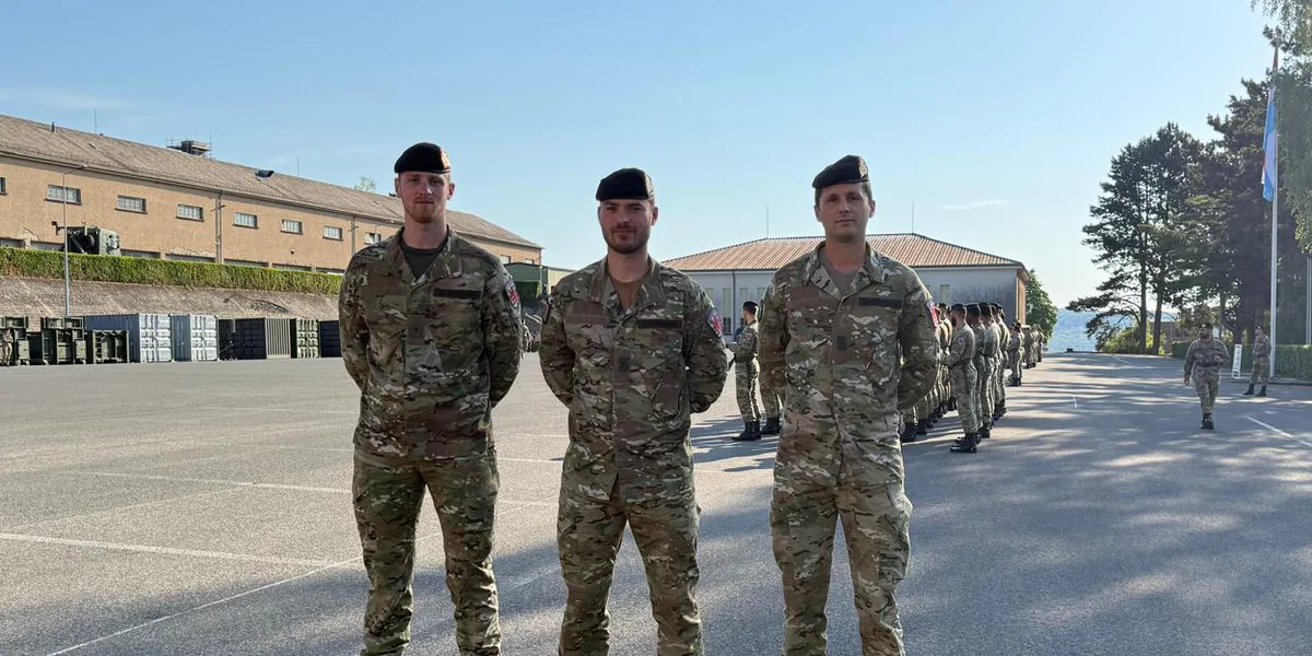 Nationalfeierdag Militärparad: A voller Uniform bei iwwer 30 Grad | © Pierre Reyland