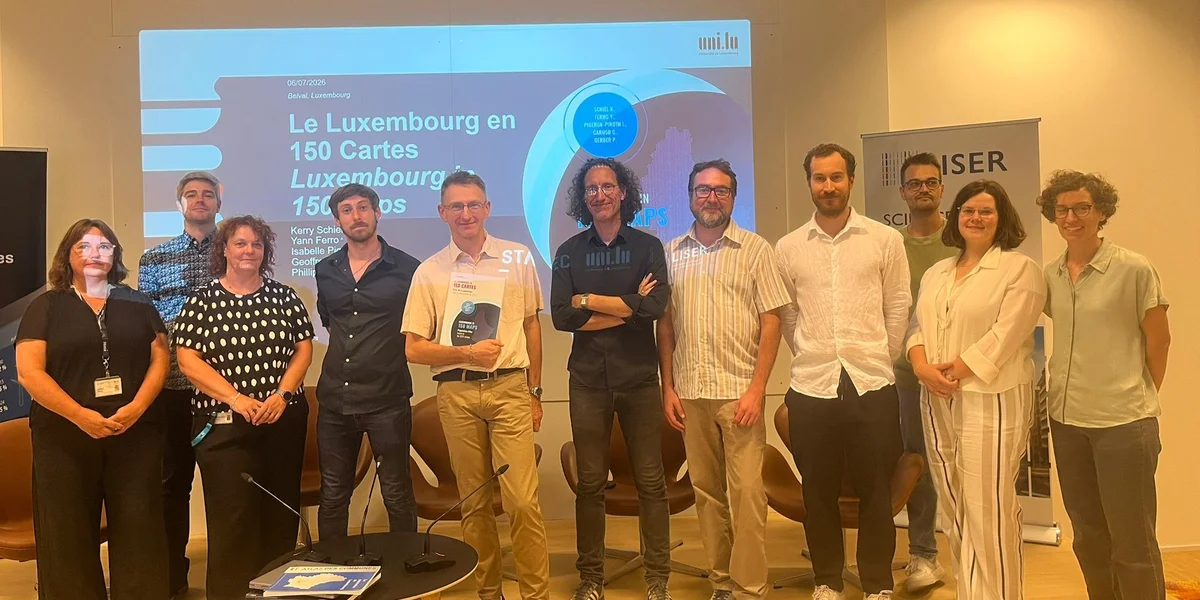 Populatiounsatlas: Lëtzebuerg an seng  Awunner an 150 Karte besser verstoen | © 100,7