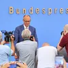 Ongewinnt selbstkritesch: Friedrich Merz hält seng Summer-Pressekonferenz | © picture alliance / dts-Agentur | dts Nachrichtenagentur GmbH
