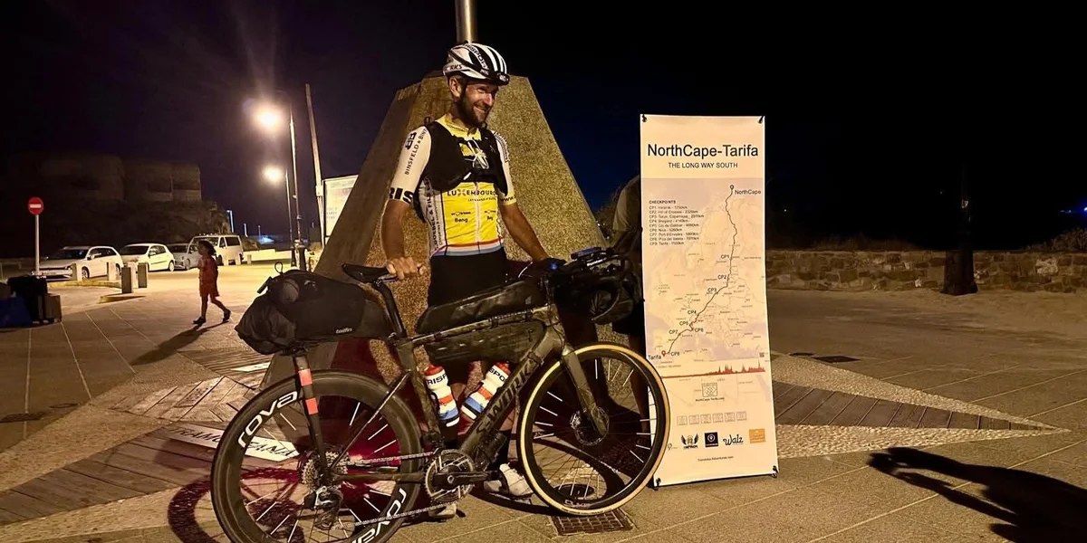 7.520 Kilometer an 21 Deeg, eleng op zwee Rieder | © Ralph Diseviscourt / Facebook