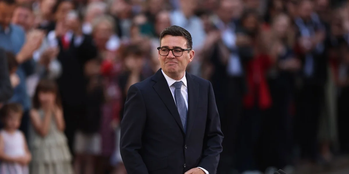 Regierungsëmbildung: Neie brittesche Premier Burnham verdeelt Ministeschposten nei | ©  EPA/NEIL HALL