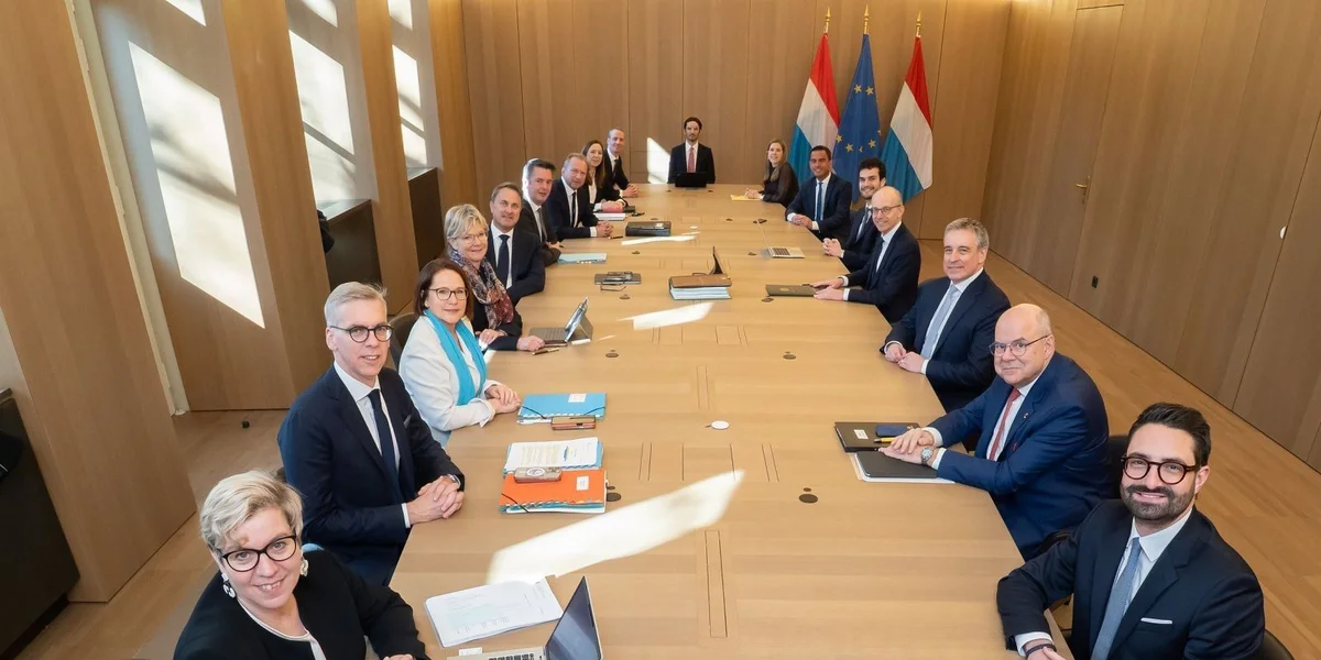 Ministerrot: Staat wäert sech weider deelweis un de  Stroumnetzkäschte bedeelegen | © SIP / Claude Piscitelli