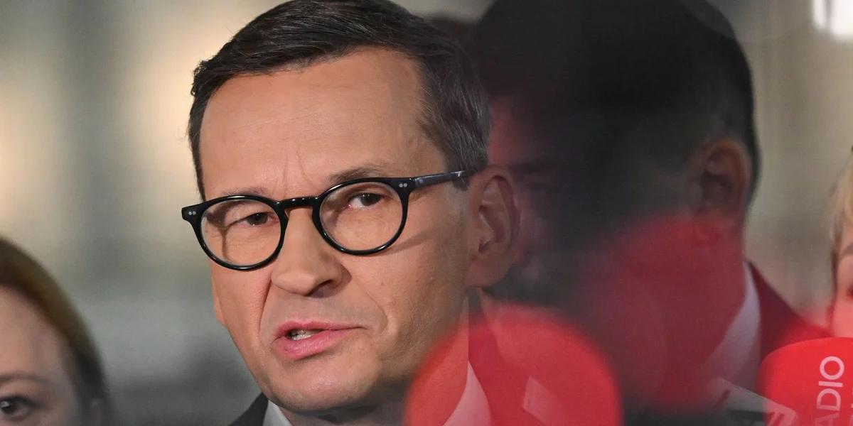 Ee Joer virun den Parlamentswalen: Rietsextreem PiS-Partei amgaange sech ze splécken | © EPA/RADEK PIETRUSZKA