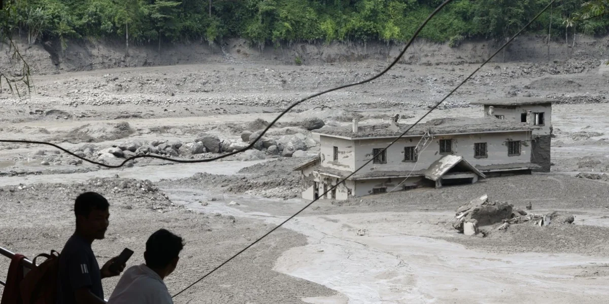 © EPA/NARENDRA SHRESTHA