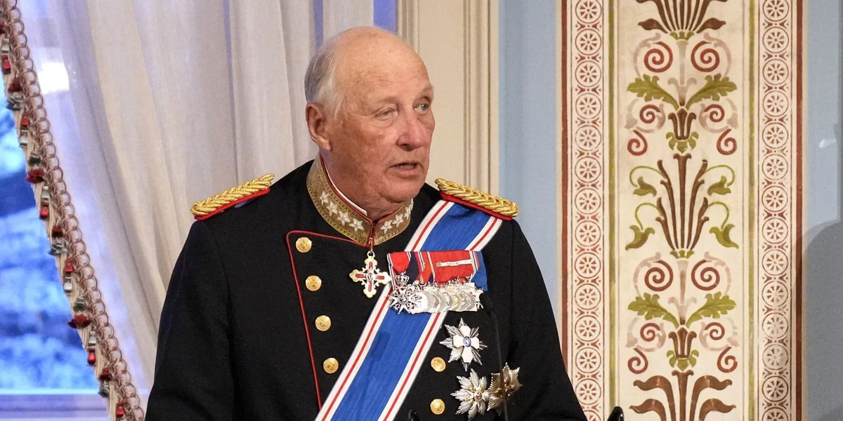 Den norwegesche Kinnek Harald V. am Abrëll 2025 | © EPA/FREDRIK VARFJELL / POOL NORWAY OUT
