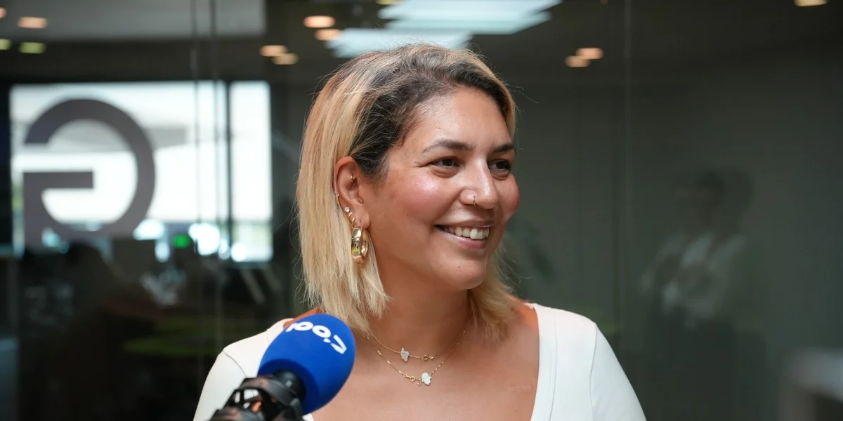 Elmira Najafi | © Radio 100,7