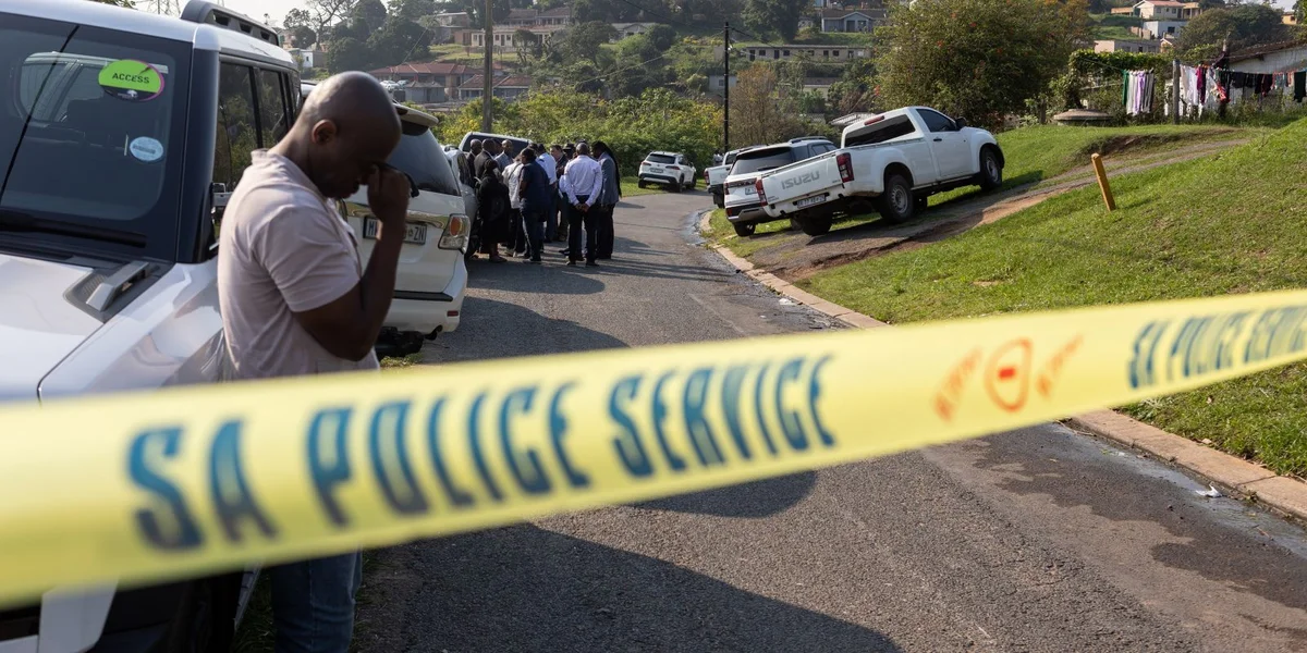 Weider Läich fonnt: 10 Frae goufen a Südafrika bannent de leschten 2 Méint ëmbruecht | © EPA/STRINGER