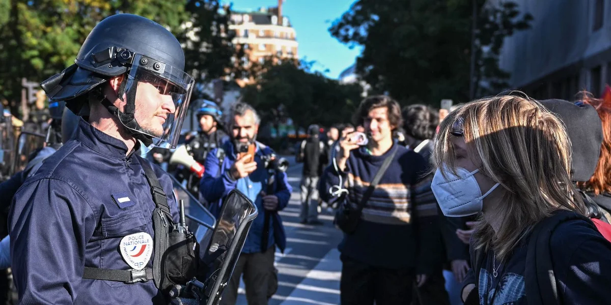 Frankräich: D'Regierung reagéiert mat 3.000 Ersatzenseignanten op d'Schülerprotester | © EPA/FIRAS ABDULLAH