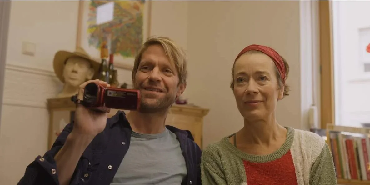 Filmkritik: Äppel a Biren vum  Lukas Grevis