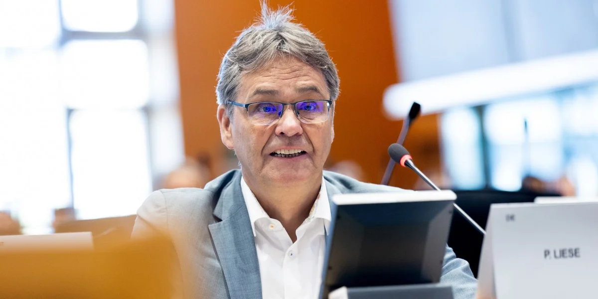 Neien Ulaf fir iwwer d’Ofschaafe vun der Zäit-Ëmstellung ze diskutéieren? | © European Union