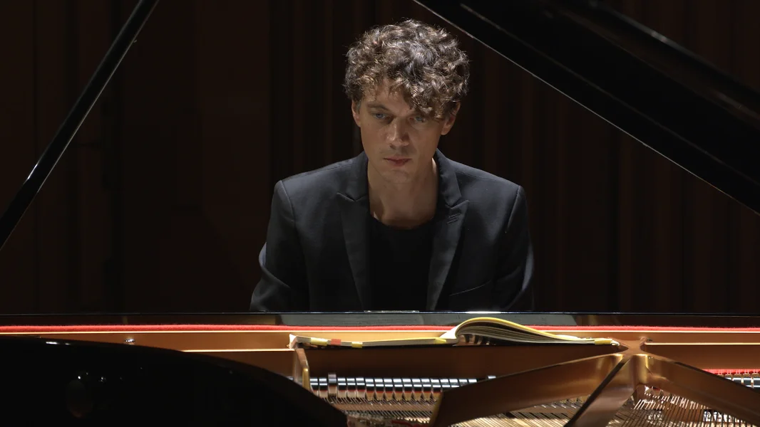 De Francesco Tristano spillt dem Bach seng “Englesch Suiten” 2 bis 6 | © Foto: EBU