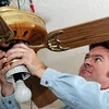 D’Haus killen: Mat Ventilator oder enger selwer gebaute Klimaanlag? | © Bigstock / lisafx