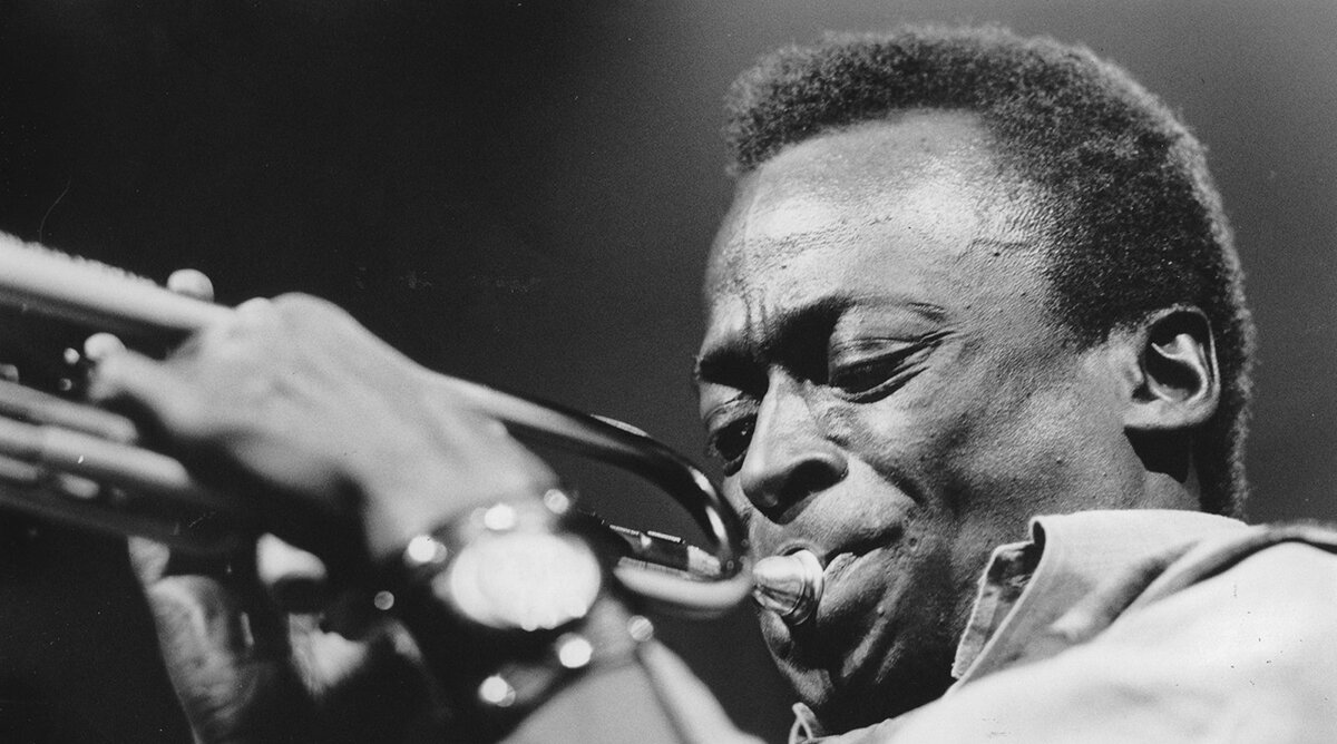 Miles Davis: E Pionéier vum Jazz