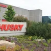 Husky Technologies: 155 Plaze si menacéiert